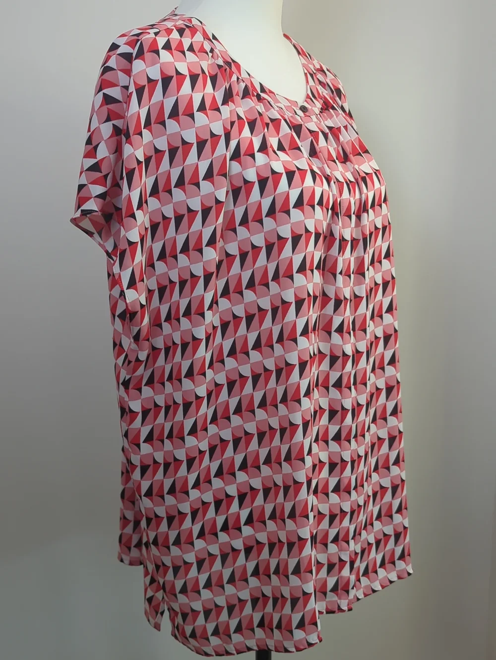 Halogen Geometric Triange Print Full Button Down Sleeveless Tunic Top XL